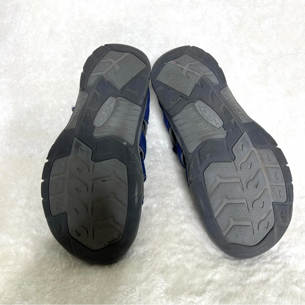 Keen Newport H2 Sandals Blue Grey  Youth Size 6